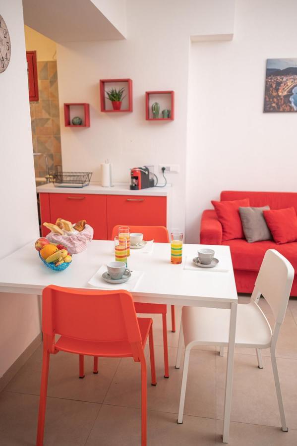 Apartamento 069 - Casa Tramonto, In Centro, 450metri Da Mare *